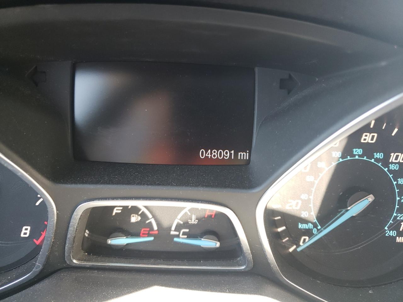 Photo 8 from auction – 2015 FORD ESCAPE SE with VIN 1FMCU0GX4FUA57593