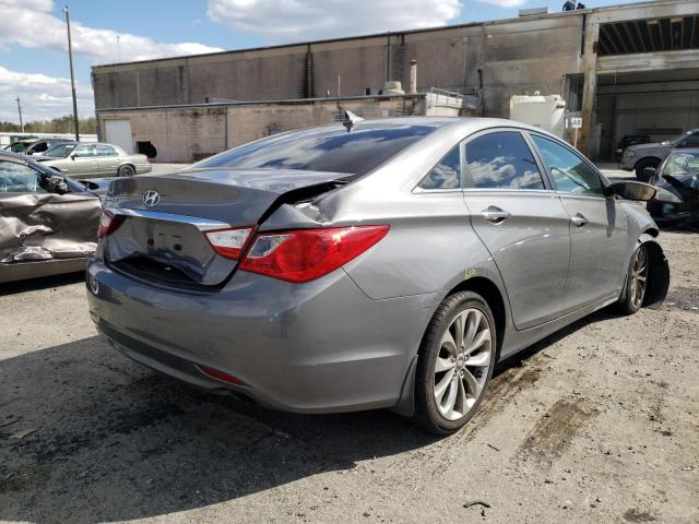 Photo 4 from auction – 2011 HYUNDAI SONATA SE with VIN 5NPEC4AC1BH064745