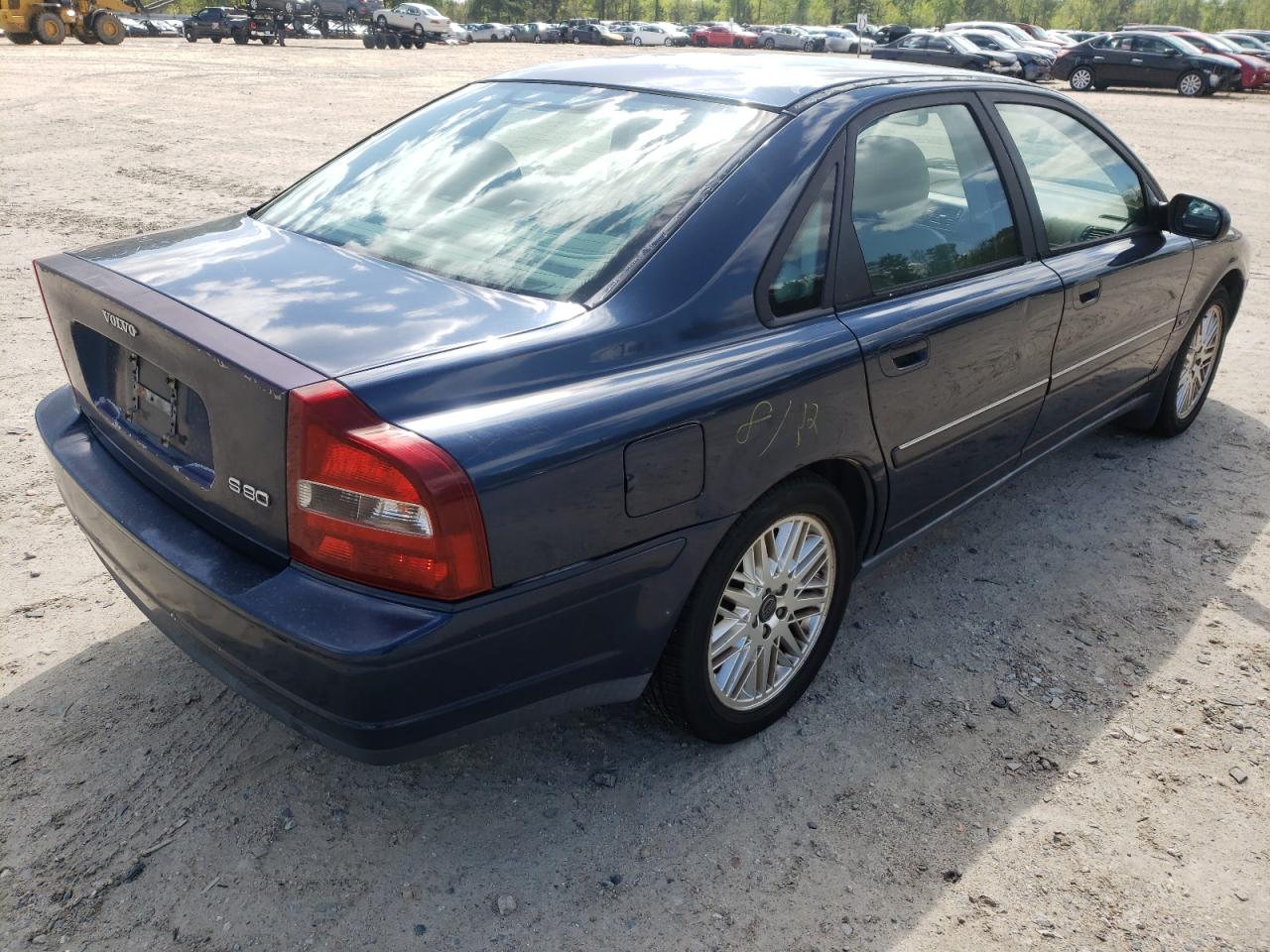 Photo 4 from auction – 2003 VOLVO S80 with VIN YV1TS92D231308792