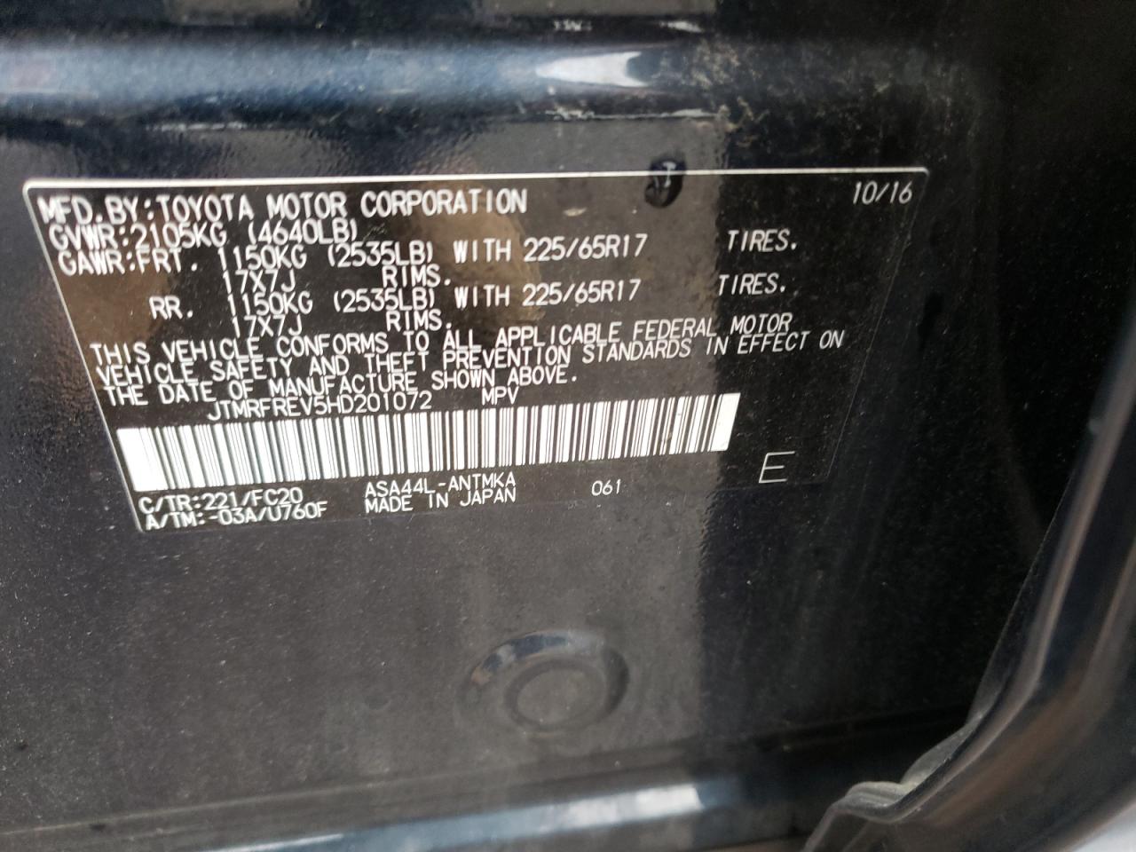 Photo 10 from auction – 2017 TOYOTA RAV4 XLE with VIN JTMRFREV5HD201072