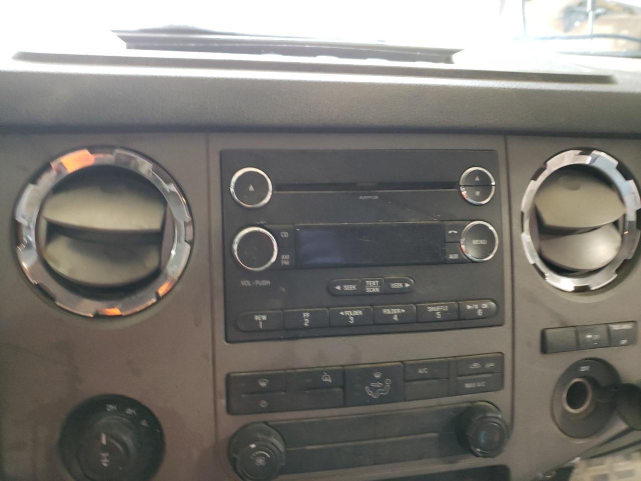 Photo 9 from auction – 2012 FORD F250 SUPER with VIN 1FTBF2B68CED11123