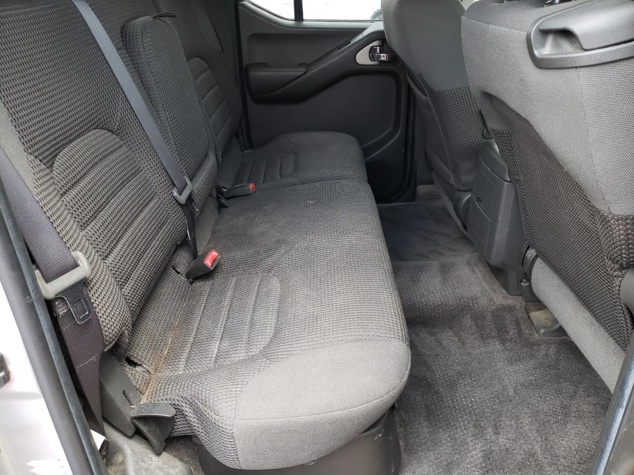 Photo 6 from auction – 2005 NISSAN FRONTIER C with VIN 1N6AD07W45C427042