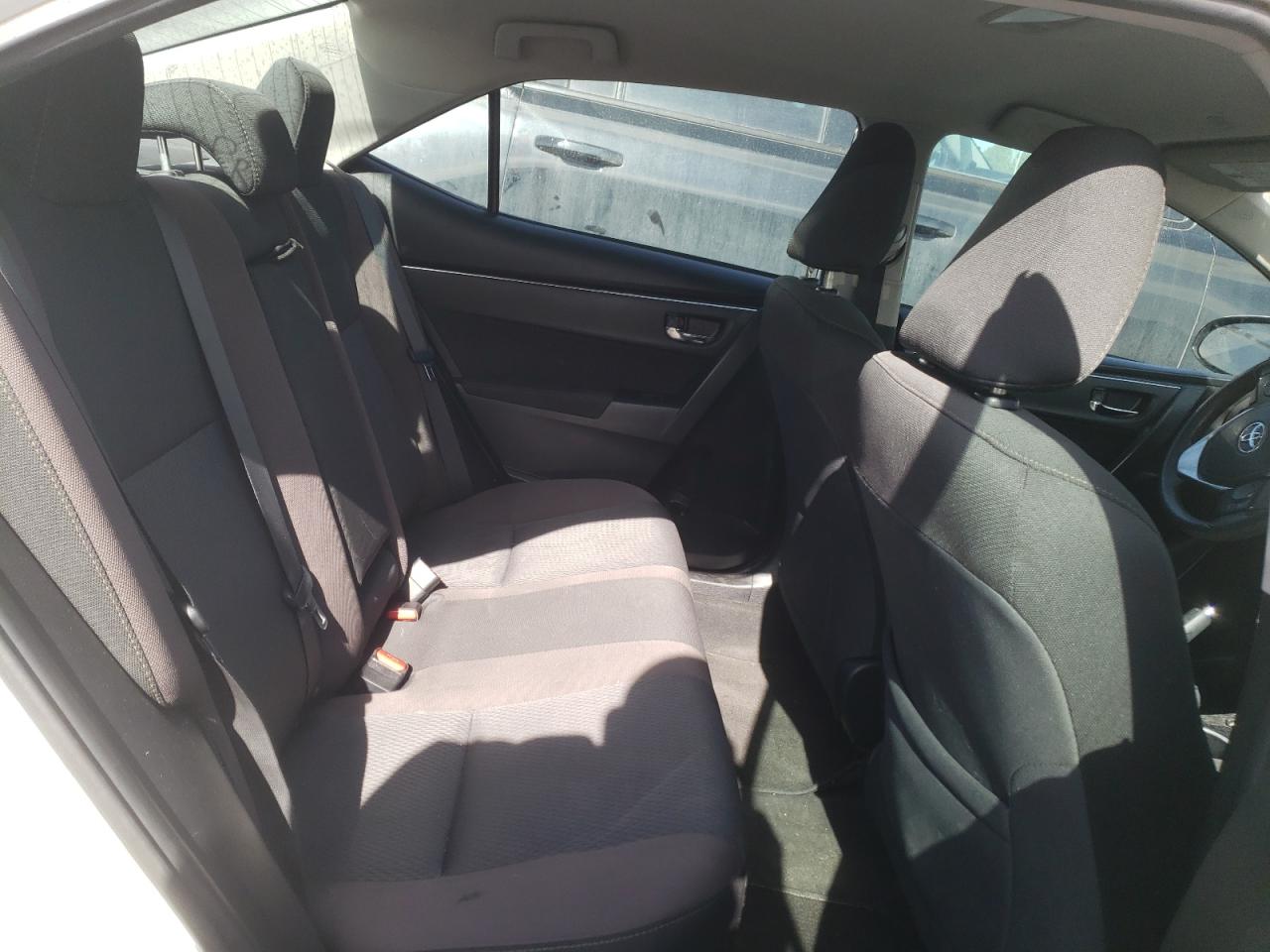 Photo 6 from auction – 2019 TOYOTA COROLLA L with VIN 2T1BURHE4KC236239