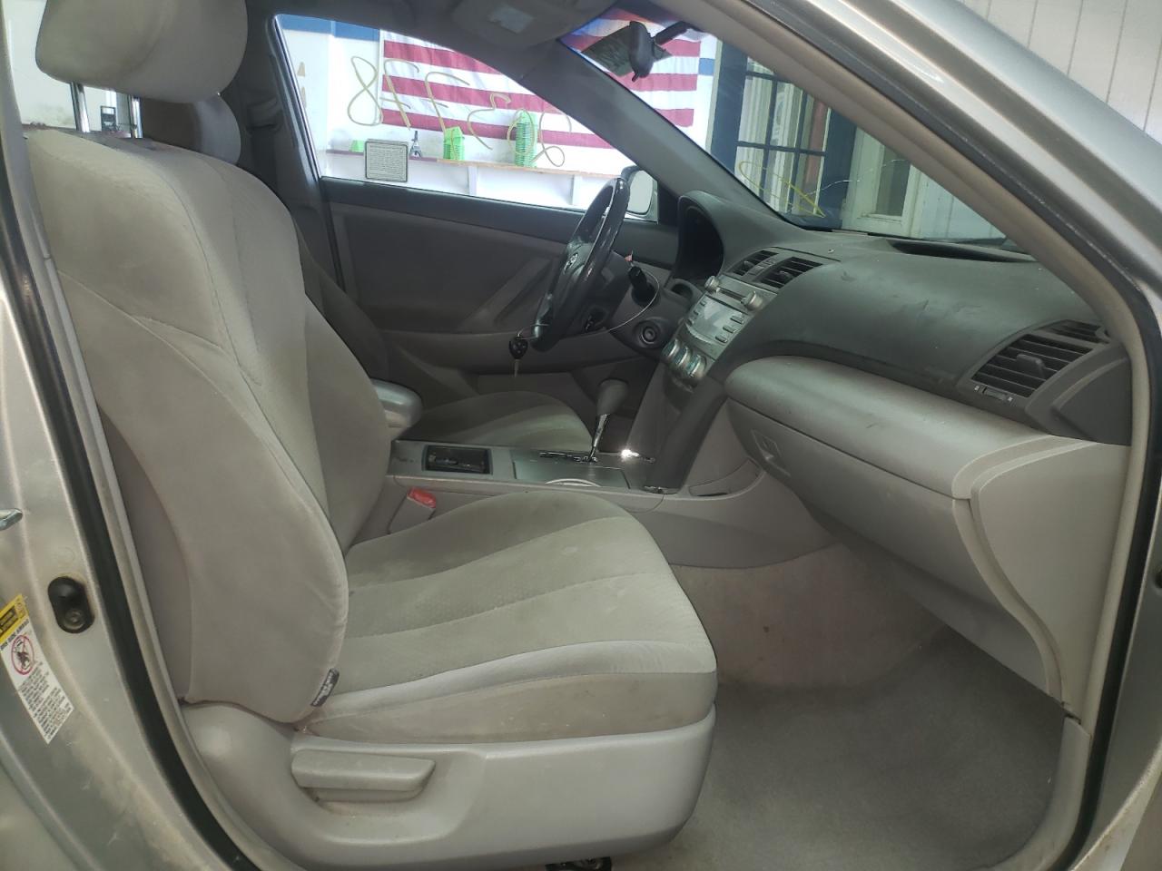 Photo 5 from auction – 2007 TOYOTA CAMRY CE with VIN 4T1BE46K27U097114