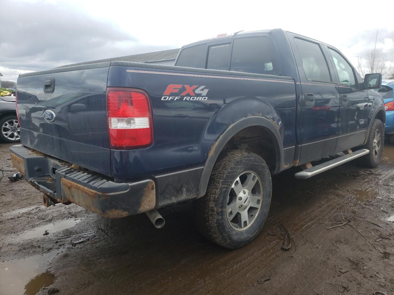 Photo 4 from auction – 2004 FORD F150 SUPER with VIN 1FTPW14554KD46631