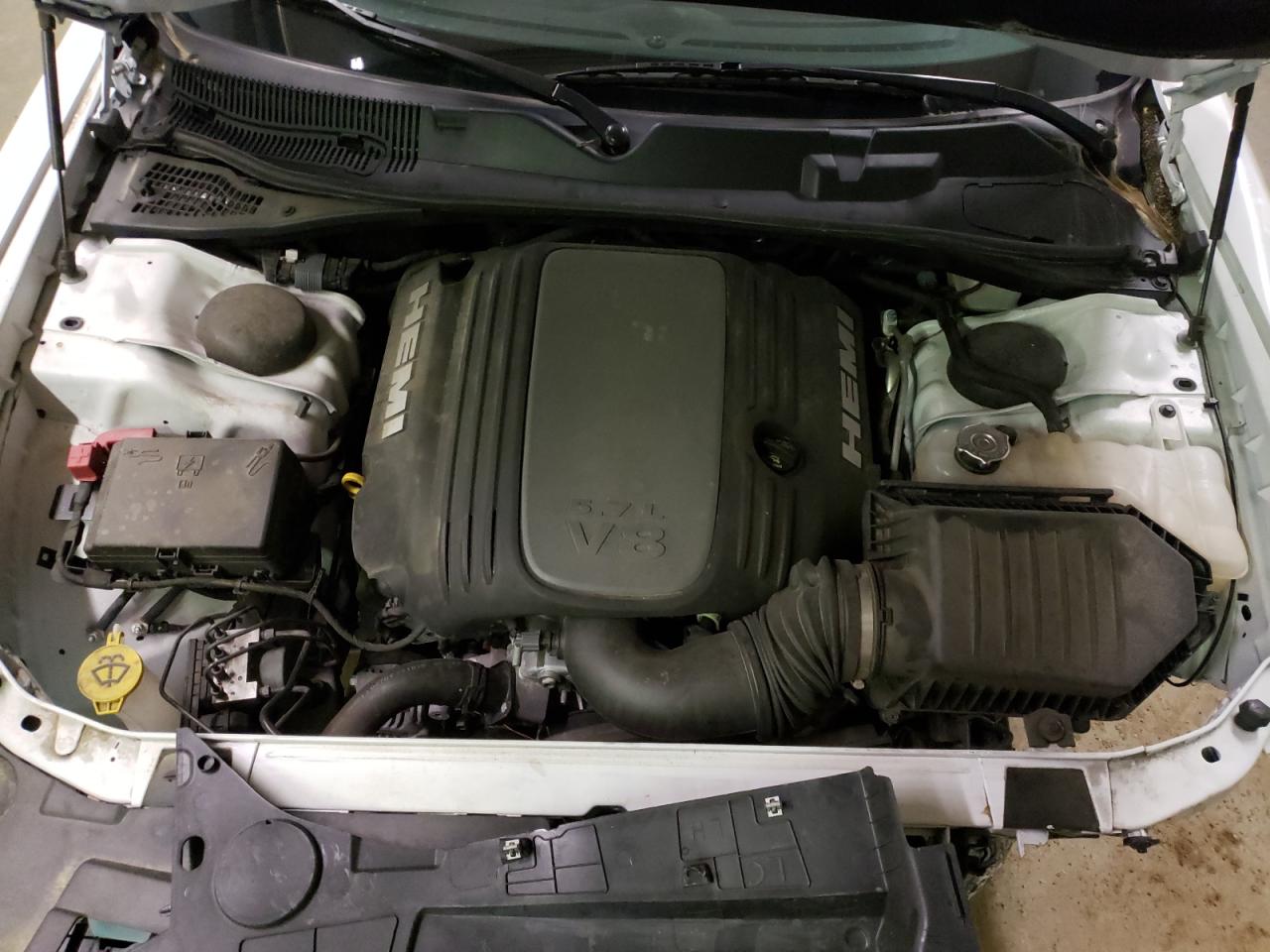 Photo 7 from auction – 2020 DODGE CHALLENGER with VIN 2C3CDZBT1LH131052
