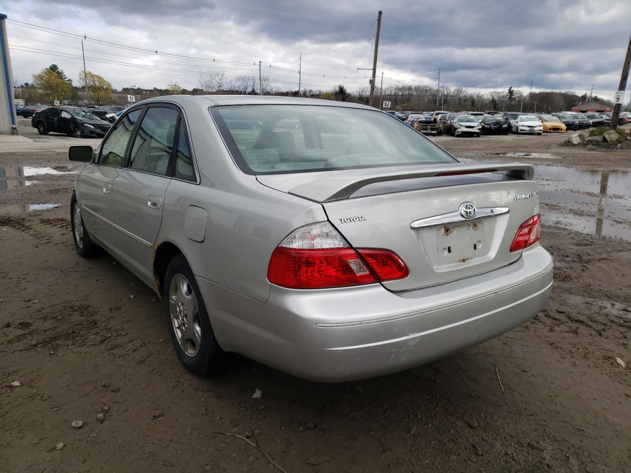 Photo 3 from auction – 2004 TOYOTA AVALON XL with VIN 4T1BF28B34U342352