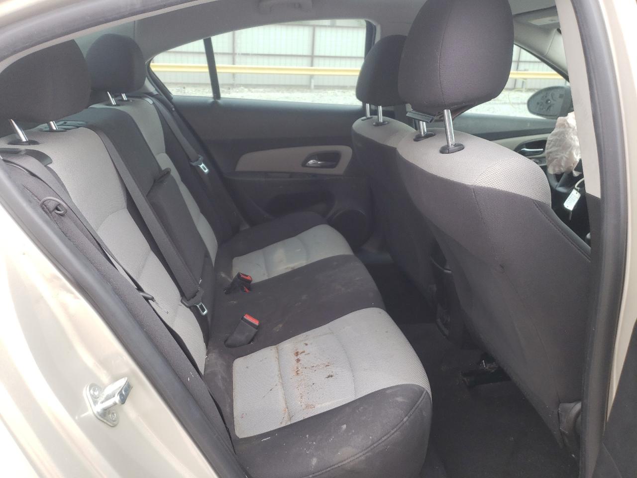 Photo 6 from auction – 2014 CHEVROLET CRUZE LS with VIN 1G1PB5SH4E7180633