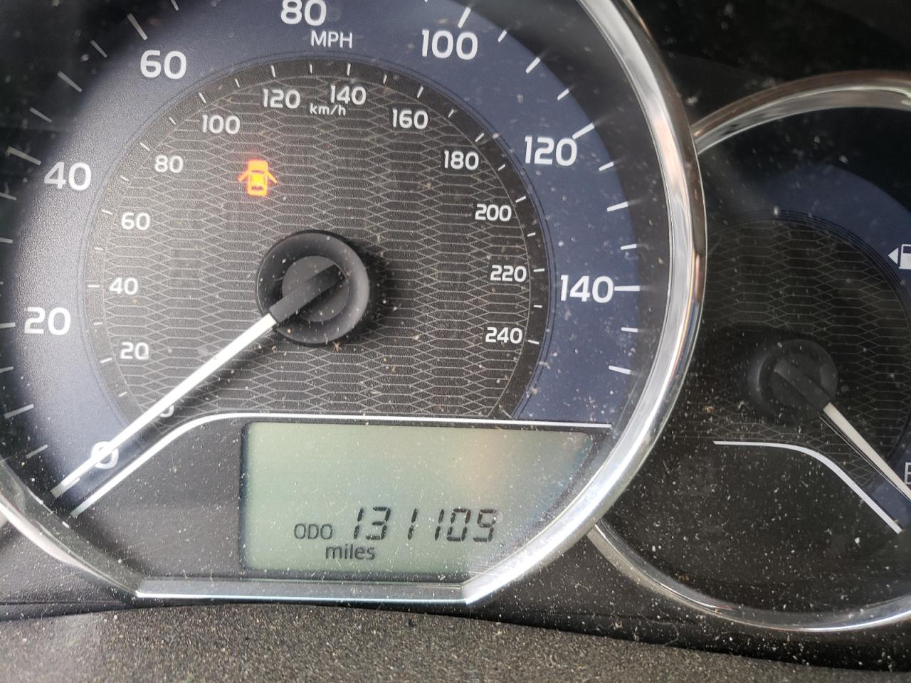Photo 8 from auction – 2014 TOYOTA COROLLA L with VIN 5YFBURHE2EP111597