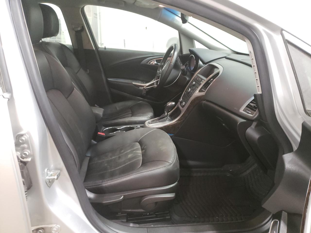 Photo 5 from auction – 2012 BUICK VERANO with VIN 1G4PS5SKXC4170329