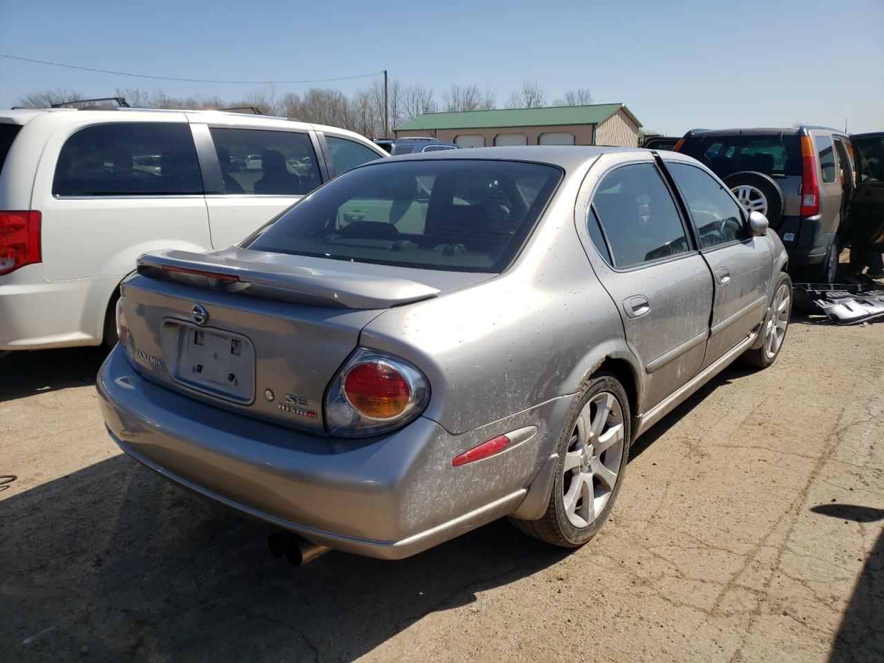 Photo 4 from auction – 2002 NISSAN MAXIMA GLE with VIN JN1DA31A82T310926