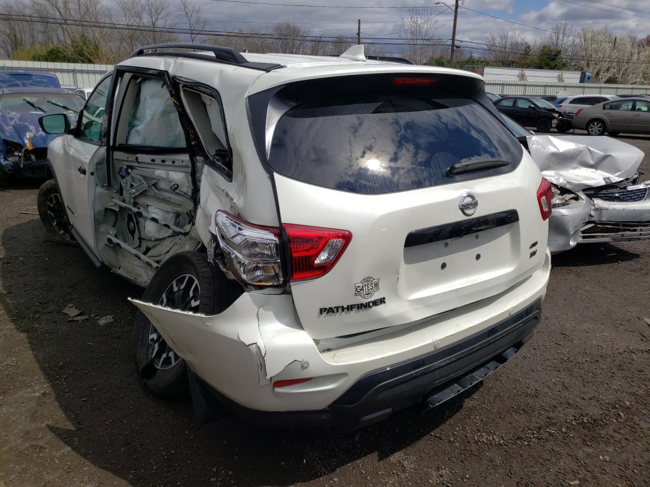 Photo 3 from auction – 2020 NISSAN PATHFINDER with VIN 5N1DR2BM5LC606489