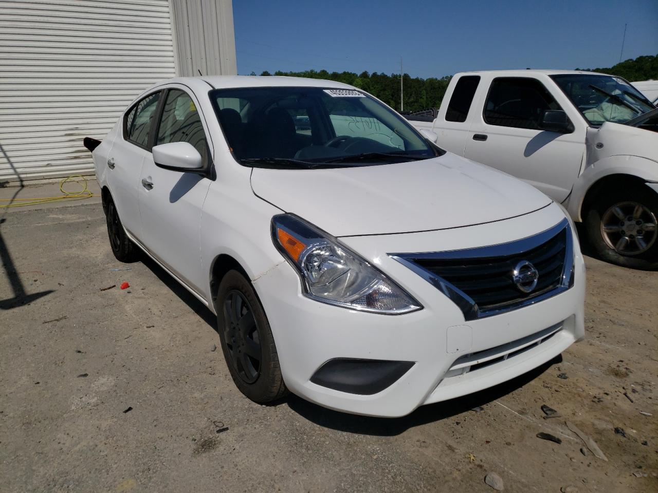 Photo 1 from auction – 2017 NISSAN VERSA S with VIN 3N1CN7AP6HK422218