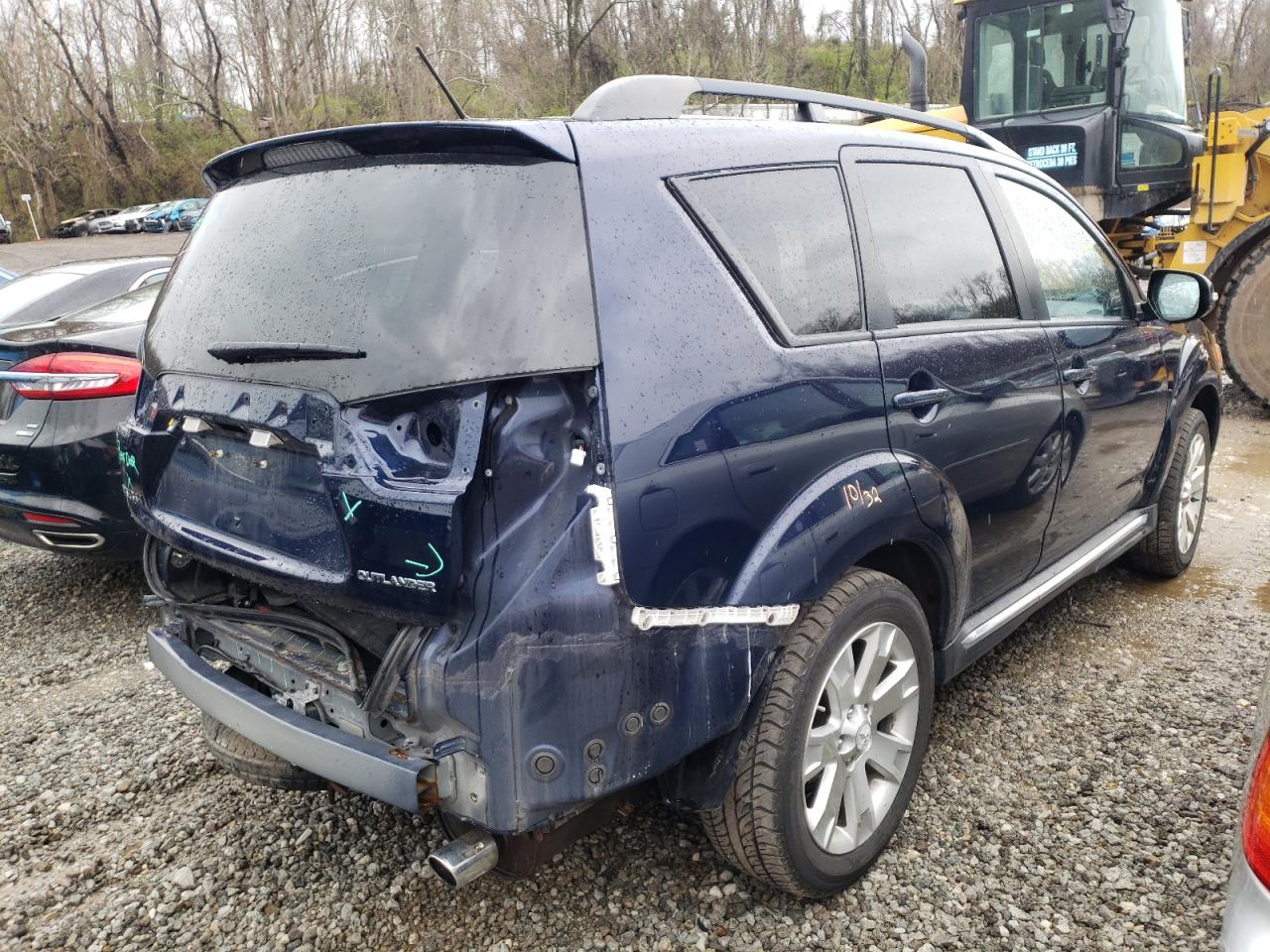 Photo 4 from auction – 2012 MITSUBISHI OUTLANDER with VIN JA4JT3AW7CU030037