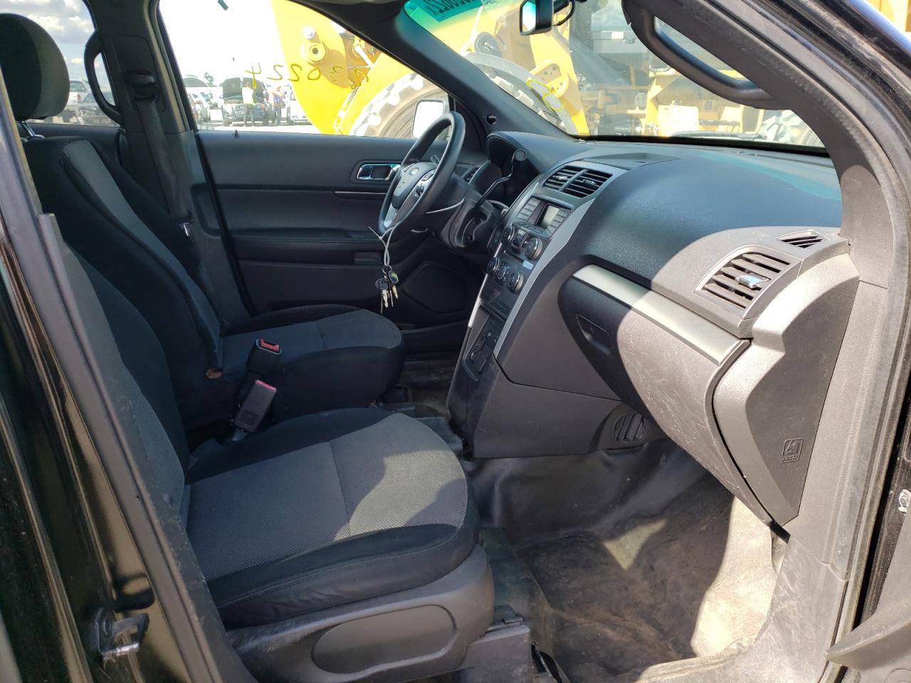 Photo 5 from auction – 2015 FORD EXPLORER P with VIN 1FM5K8AR1FGA88936