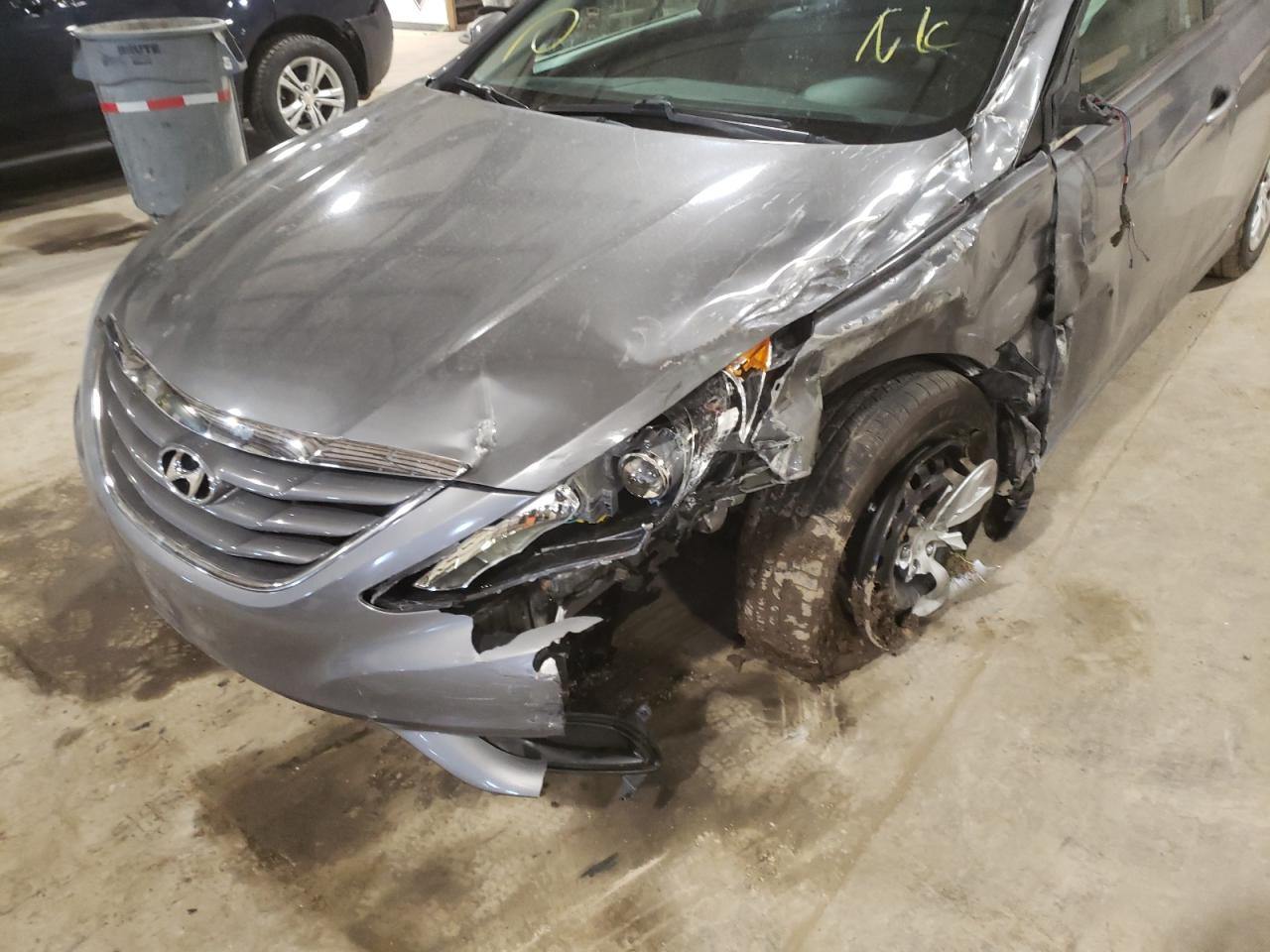 Photo 9 from auction – 2012 HYUNDAI SONATA GLS with VIN 5NPEB4AC4CH501030