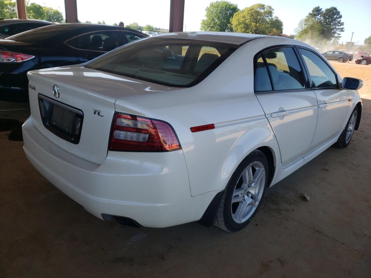 Photo 4 from auction – 2007 ACURA TL with VIN 19UUA66297A047950