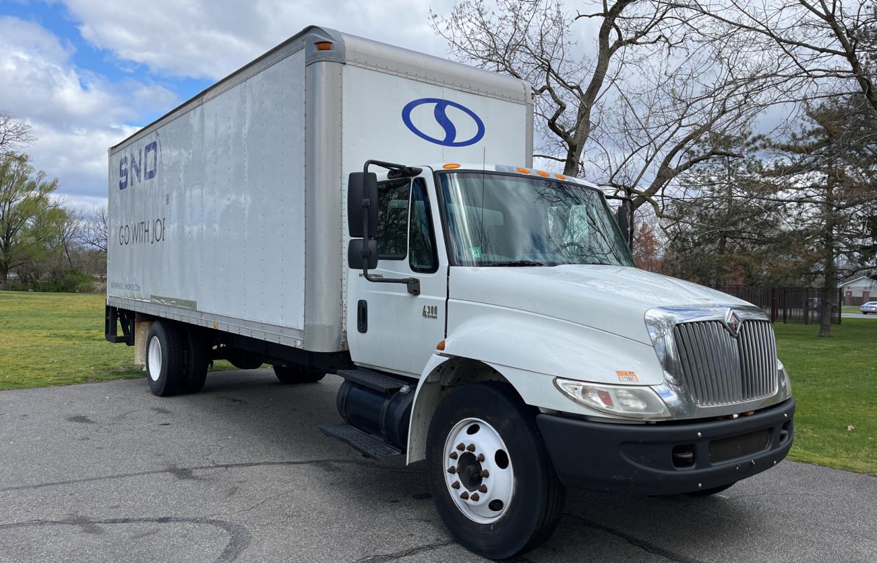 INTERNATIONAL 4000 4300 2002 with VIN 1HTMMAAM32H411641 - Photo from auction