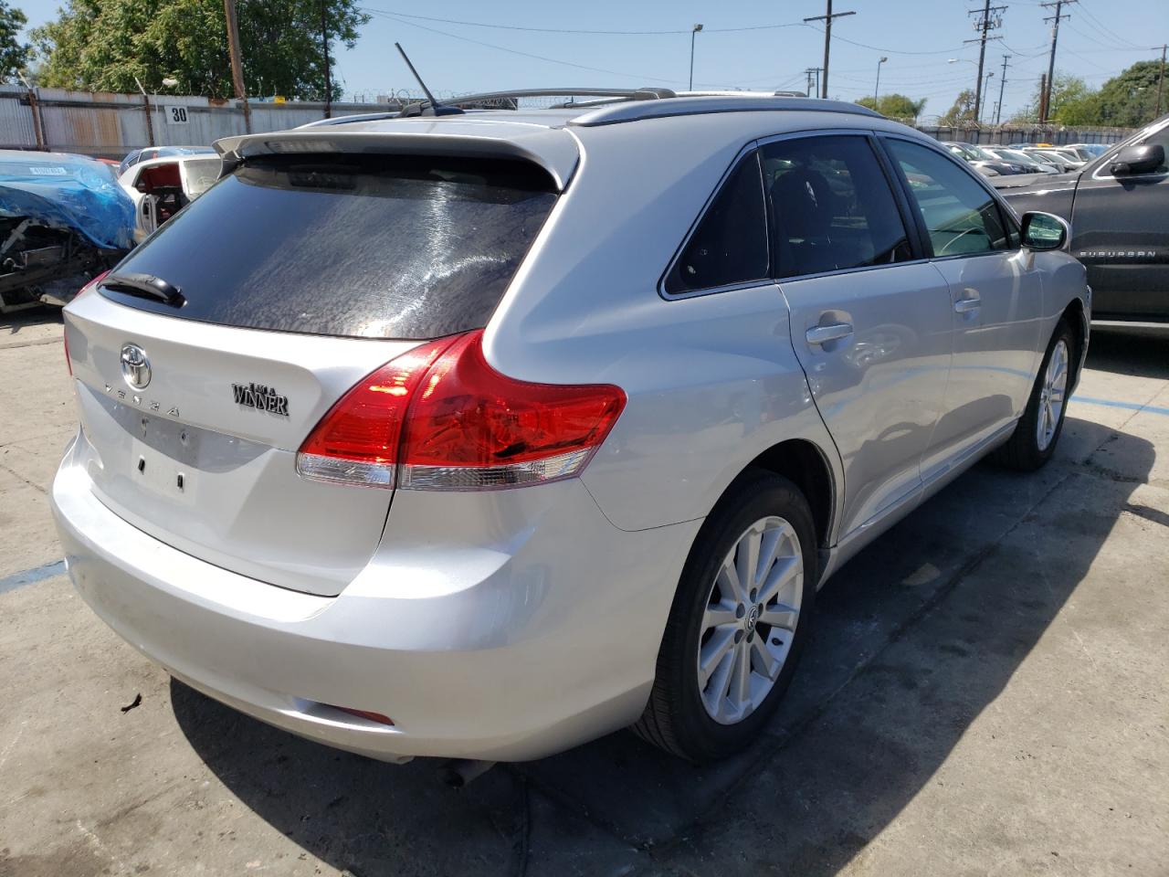 Photo 4 from auction – 2010 TOYOTA VENZA with VIN 4T3ZA3BB5AU022030