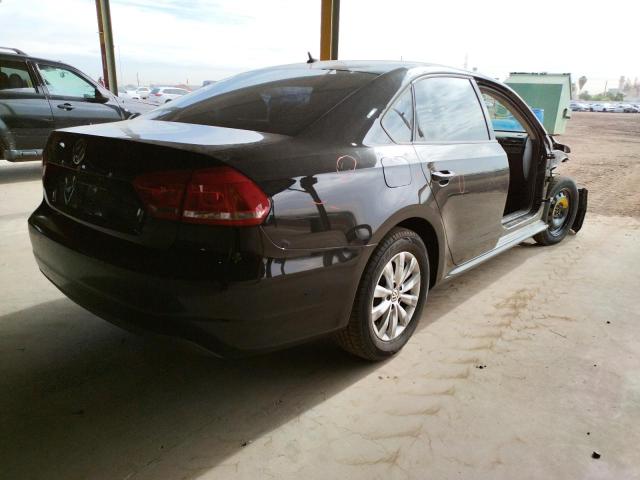 Photo 4 from auction – 2012 VOLKSWAGEN PASSAT S with VIN 1VWAP7A30CC047739