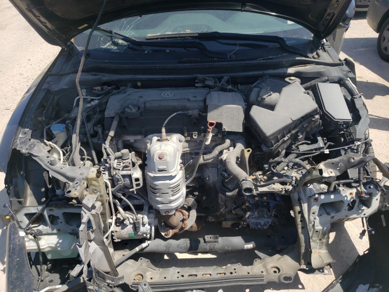 Photo 7 from auction – 2016 ACURA ILX PREMIU with VIN 19UDE2F76GA001579