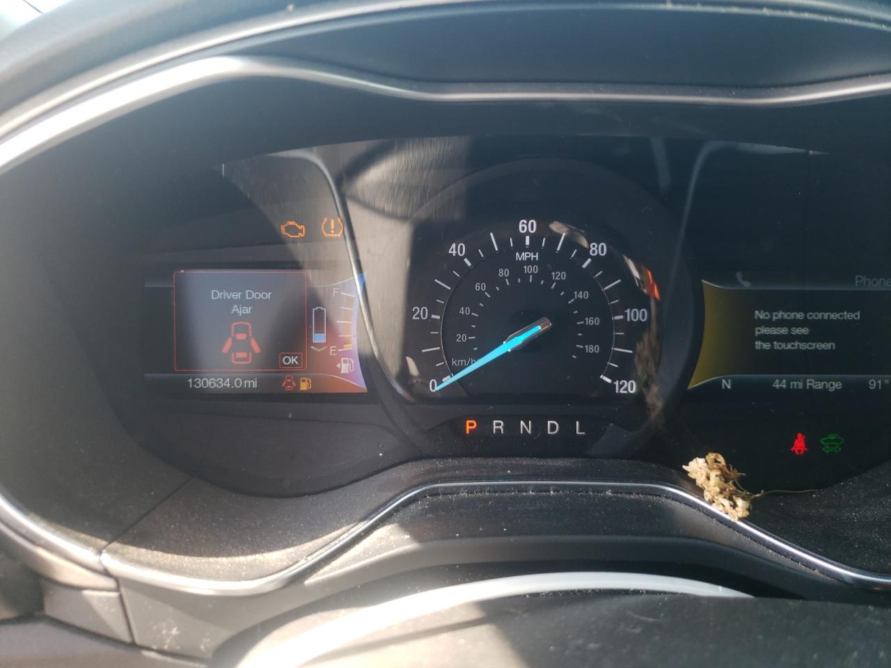 Photo 8 from auction – 2016 FORD FUSION SE with VIN 3FA6P0PU1GR123112