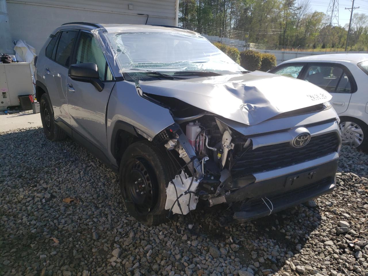 TOYOTA RAV4 LE 2021 with VIN 2T3H1RFVXMW138637 - Photo from auction
