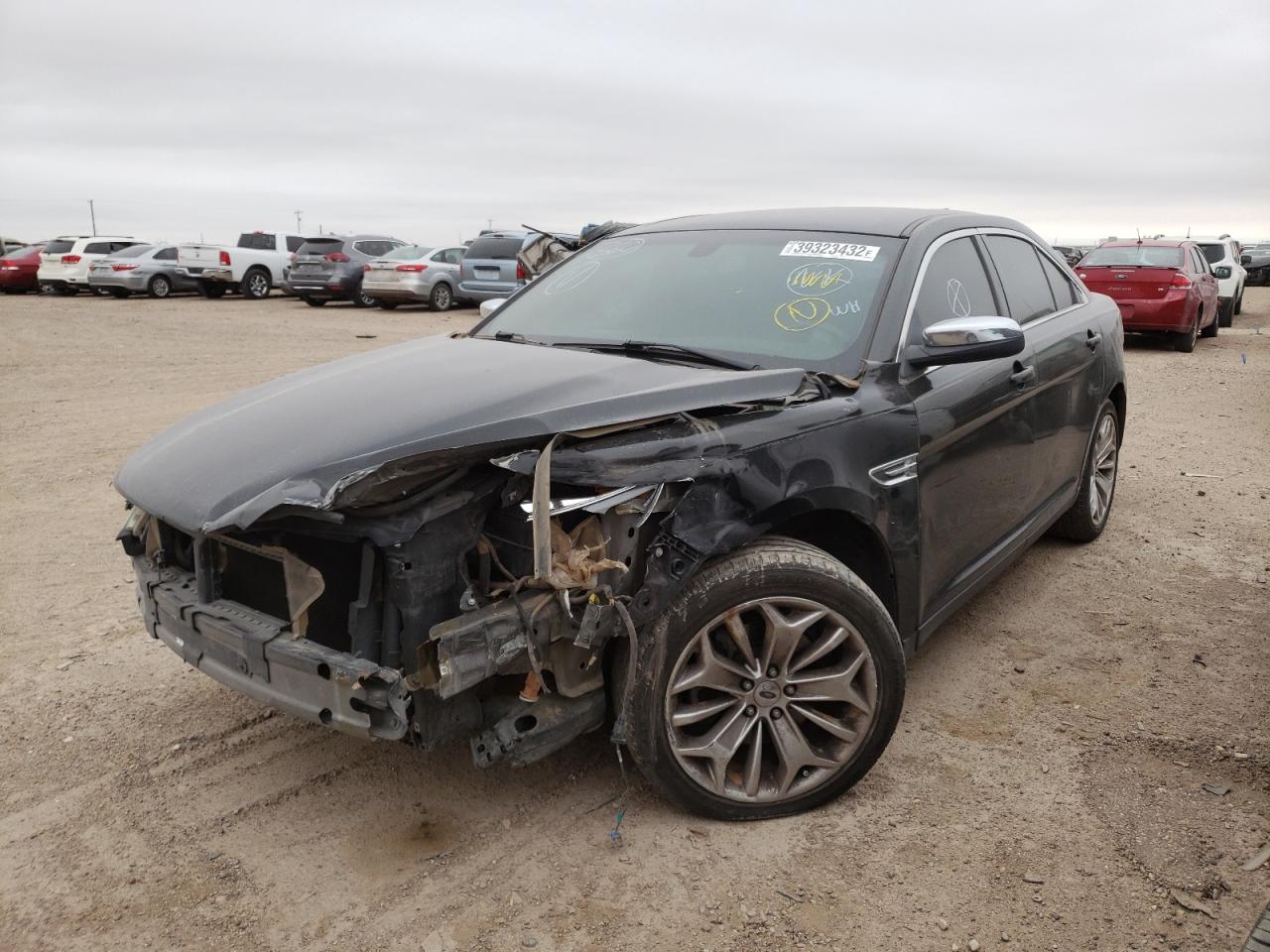 Photo 2 from auction – 2013 FORD TAURUS LIM with VIN 1FAHP2F82DG136592
