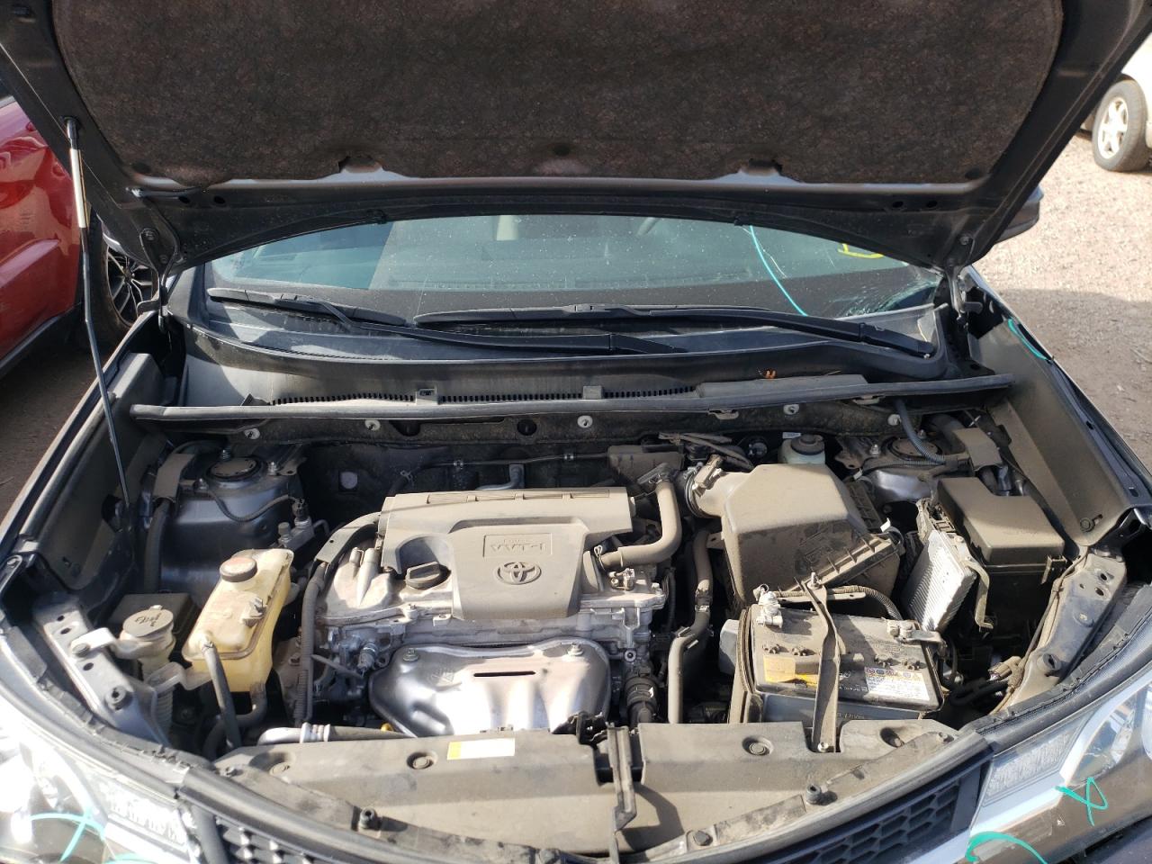 Photo 7 from auction – 2015 TOYOTA RAV4 LE with VIN JTMBFREV5FD147674