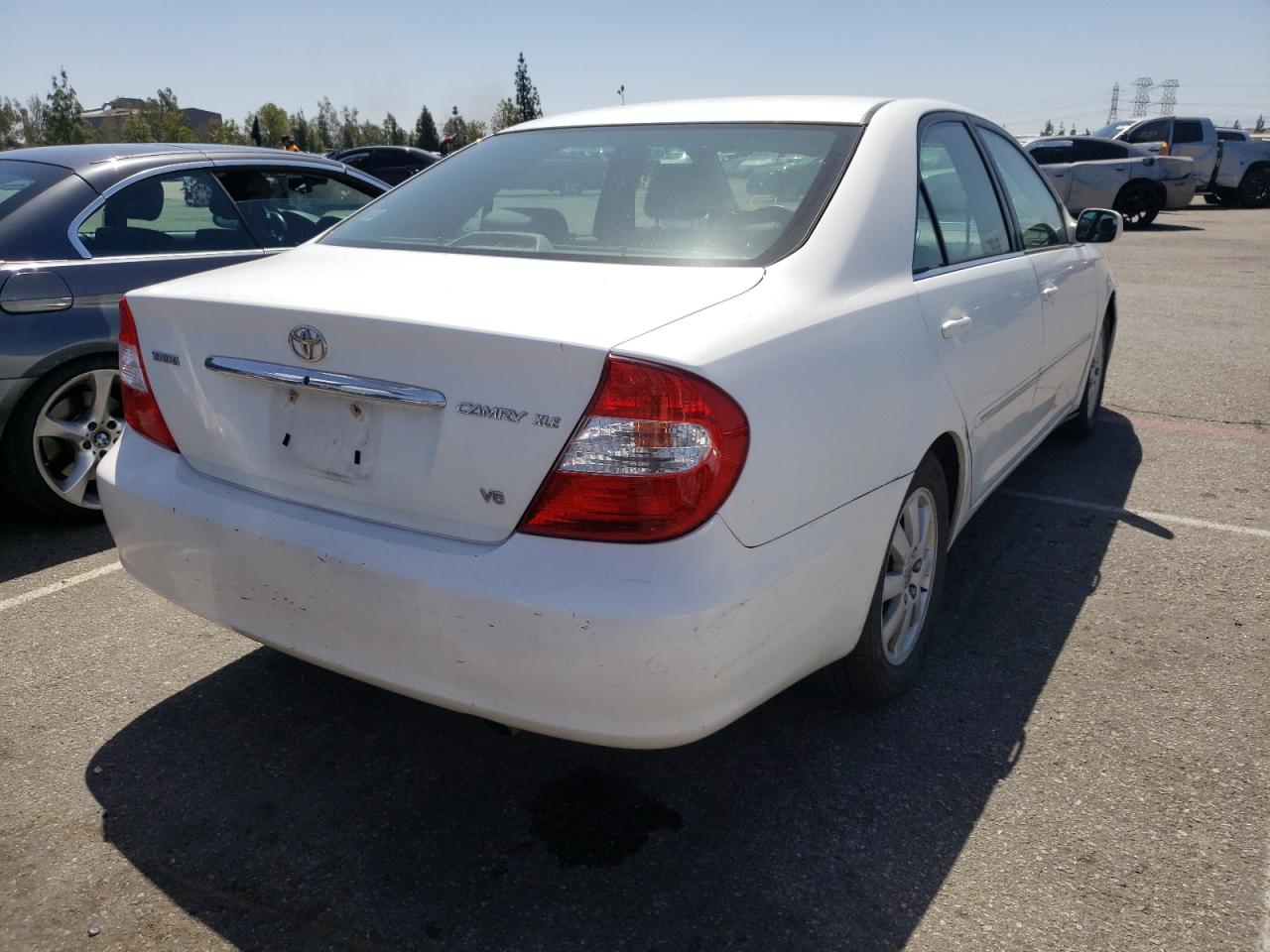 Photo 4 from auction – 2002 TOYOTA CAMRY LE with VIN 4T1BF30K92U503012