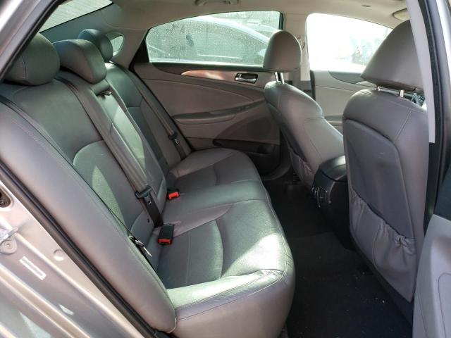 Photo 6 from auction – 2013 HYUNDAI SONATA HYB with VIN KMHEC4A45DA064682