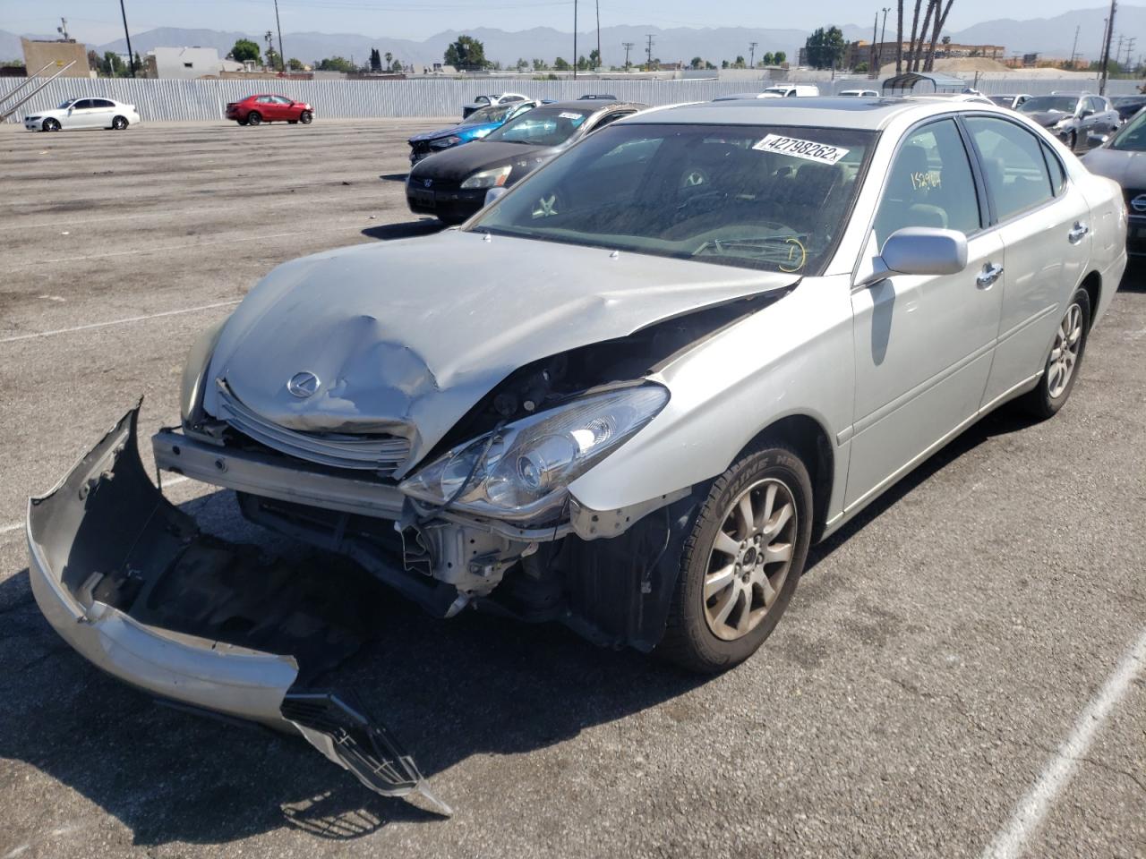 Photo 2 from auction – 2004 LEXUS ES 330 with VIN JTHBA30G345043243