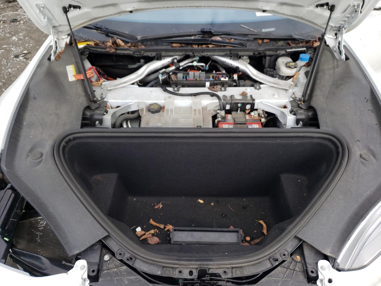 Photo 7 from auction – 2016 TESLA MODEL S with VIN 5YJSA1E21GF144447