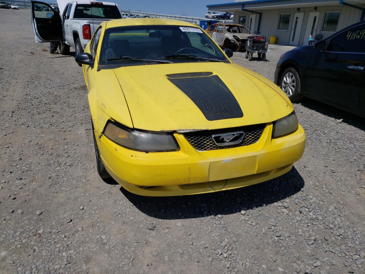 Photo 9 from auction – 2002 FORD MUSTANG with VIN 1FAFP40412F149023