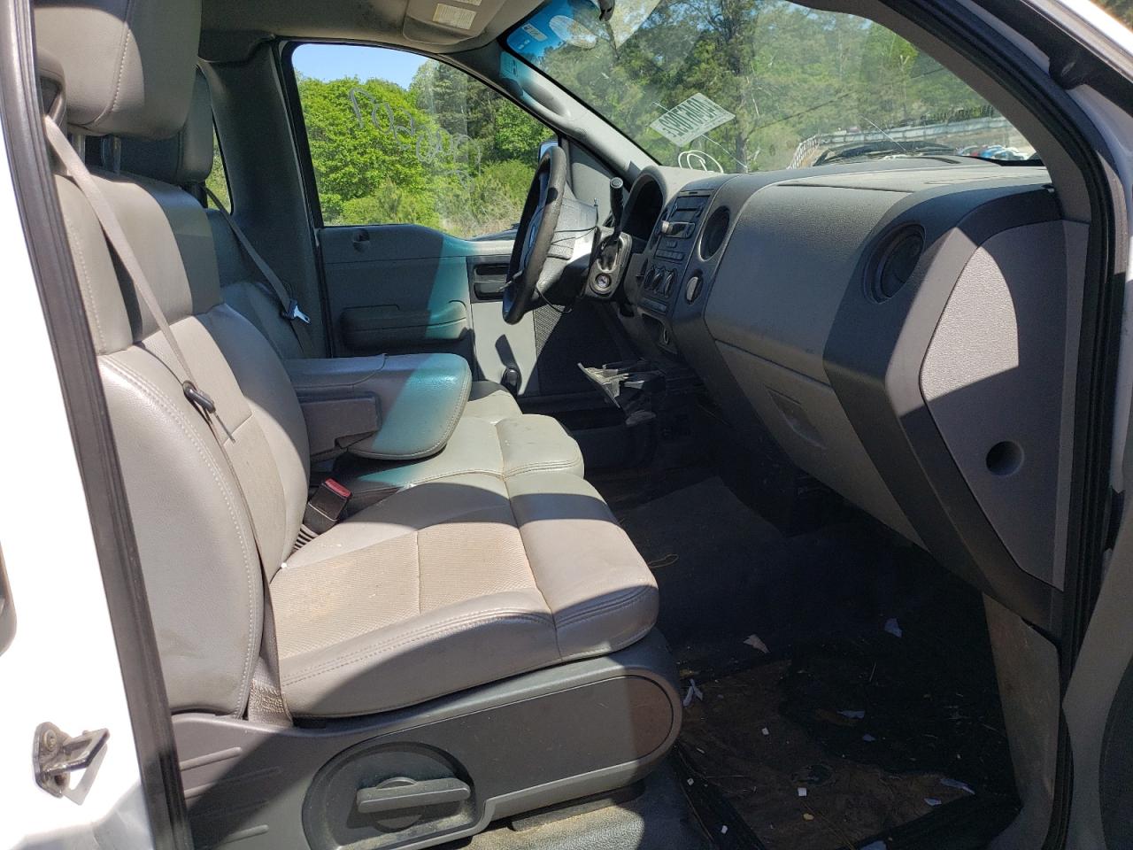 Photo 5 from auction – 2005 FORD F150 with VIN 1FTRF12W55NA17447