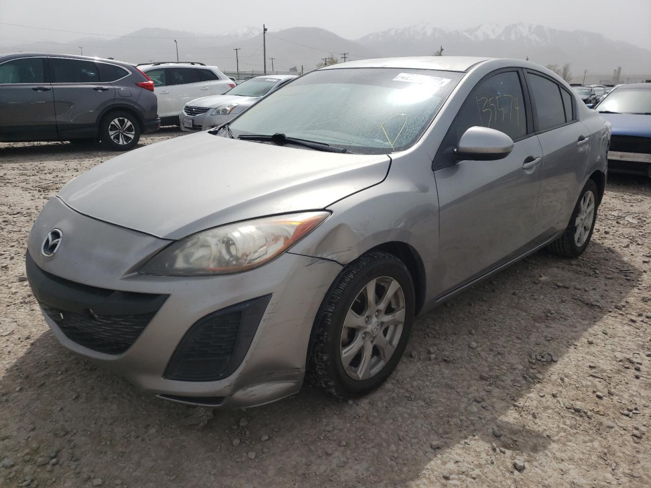 Photo 2 from auction – 2011 MAZDA 3 I with VIN JM1BL1VG2B1496816