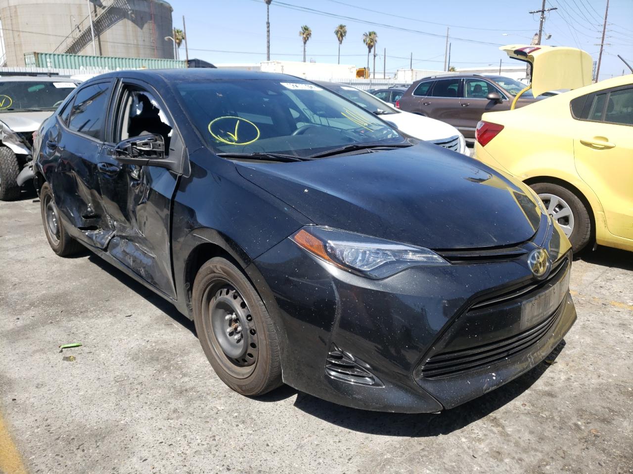 TOYOTA COROLLA L 2018 with VIN 2T1BURHE6JC014364 - Photo from auction