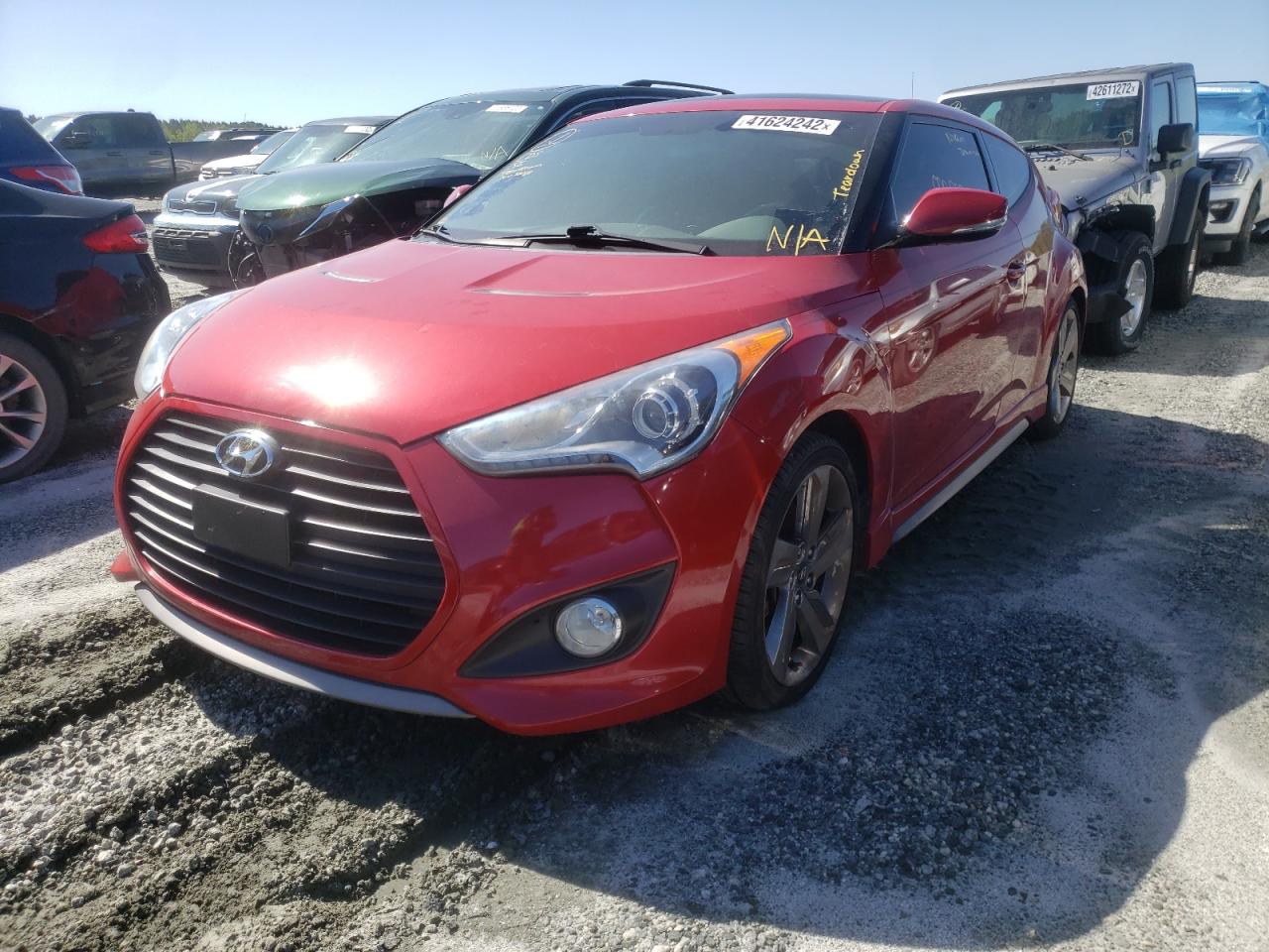 Photo 2 from auction – 2013 HYUNDAI VELOSTER T with VIN KMHTC6AE4DU098820