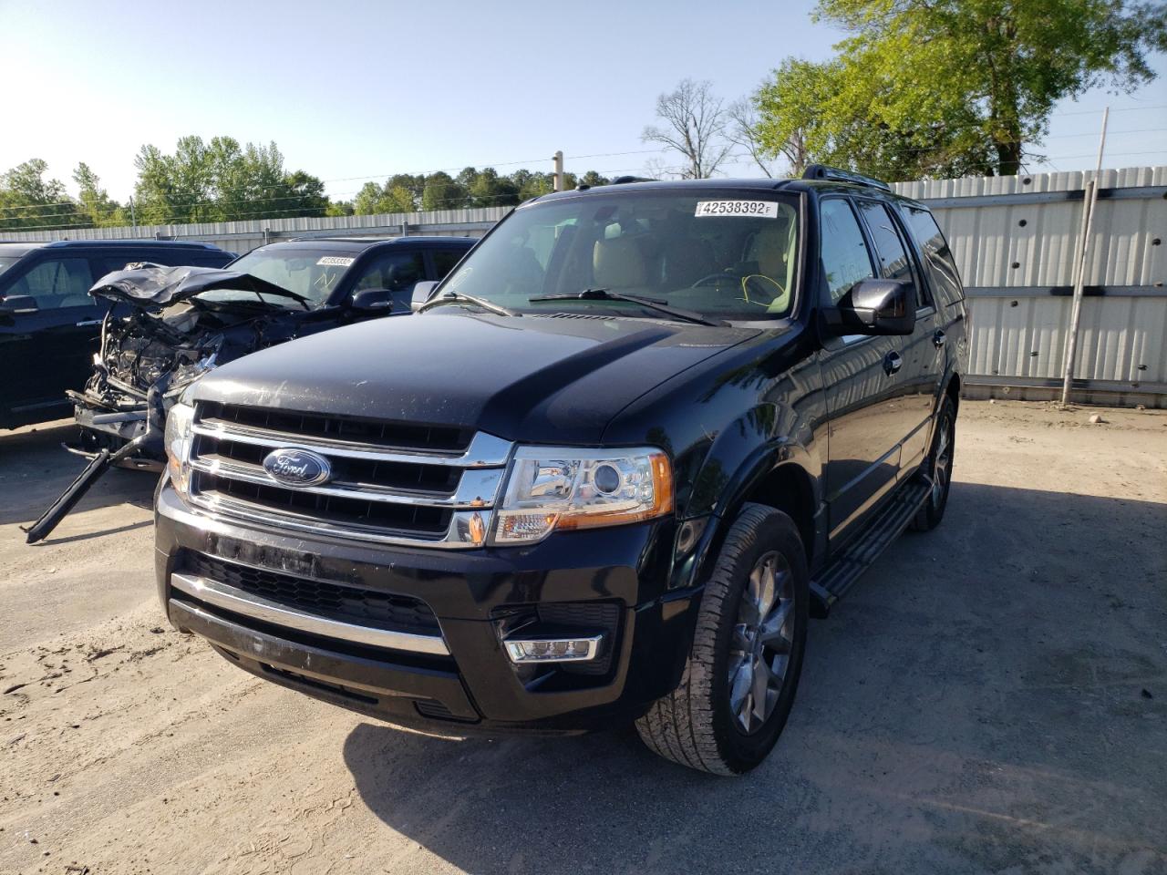 Photo 2 from auction – 2016 FORD EXPEDITION with VIN 1FMJU1KT9GEF31616