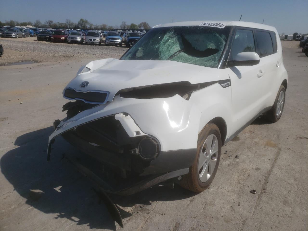 Photo 2 from auction – 2015 KIA SOUL with VIN KNDJN2A21F7228302