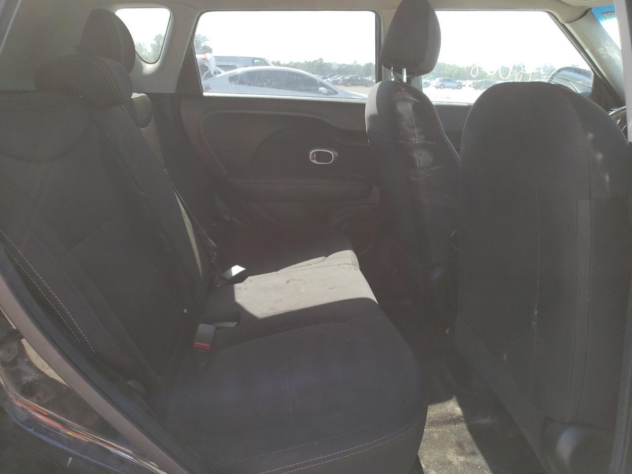 Photo 6 from auction – 2018 KIA SOUL with VIN KNDJN2A2XJ7589939