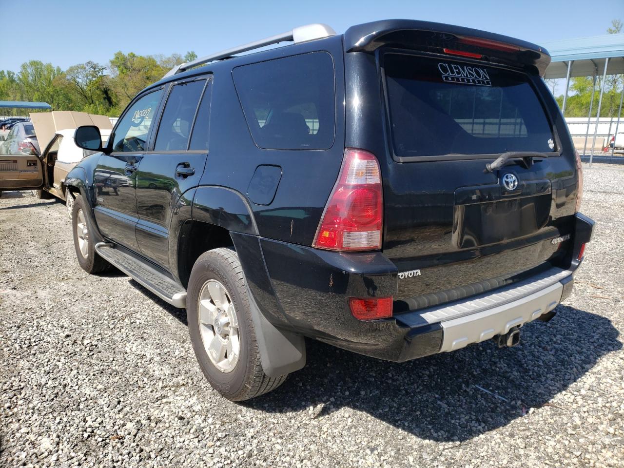 Photo 3 from auction – 2003 TOYOTA 4RUNNER LI with VIN JTEZU17R730010479