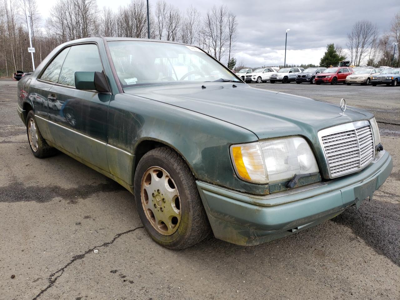 MERCEDES-BENZ E 320 1994 with VIN WDBEA52E5RC110528 - Photo from auction