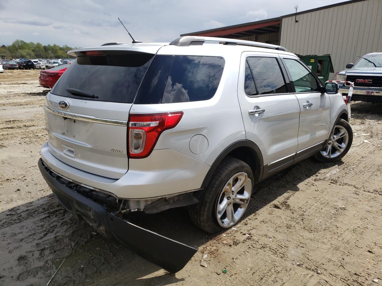 Photo 4 from auction – 2014 FORD EXPLORER L with VIN 1FM5K8F82EGC49096