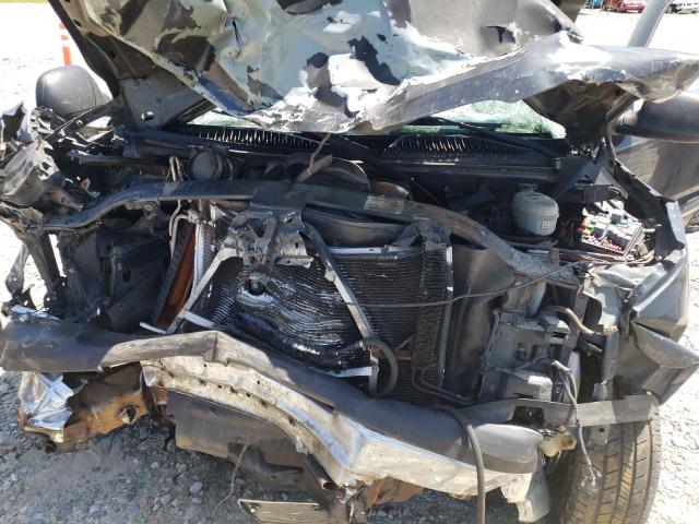 Photo 7 from auction – 2004 CHEVROLET SILVRDO LT with VIN 2GCEC19V641107727