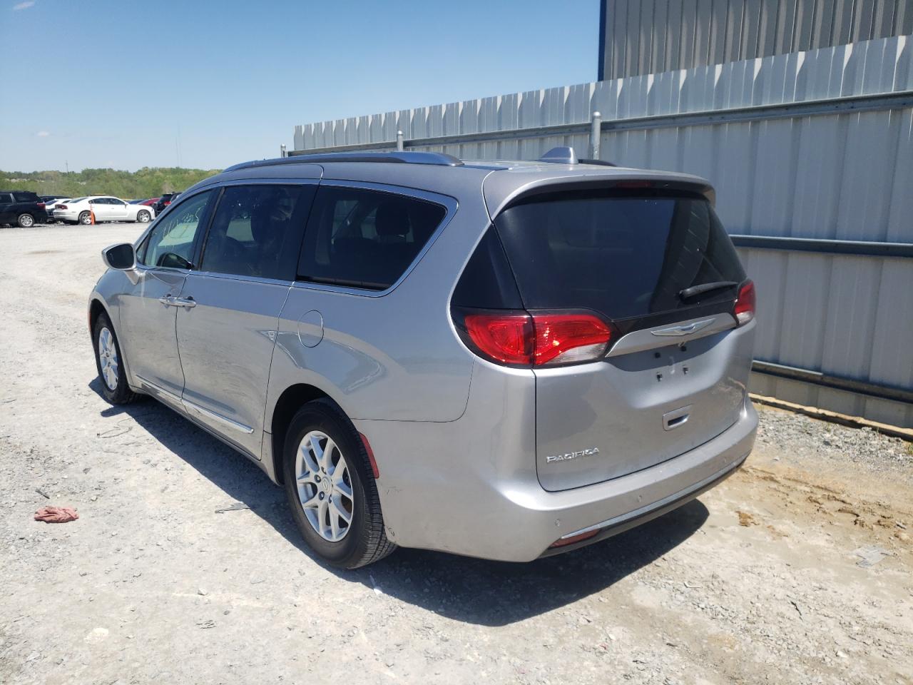 Photo 3 from auction – 2020 CHRYSLER PACIFICA T with VIN 2C4RC1BG2LR205005