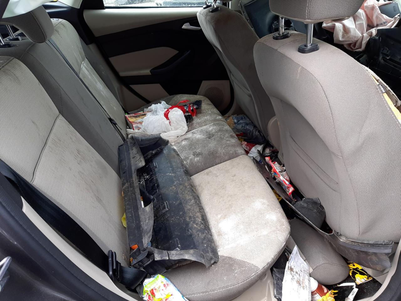 Фото 6 с аукциона – 2014 FORD FOCUS SE с VIN 1FADP3K27EL428463