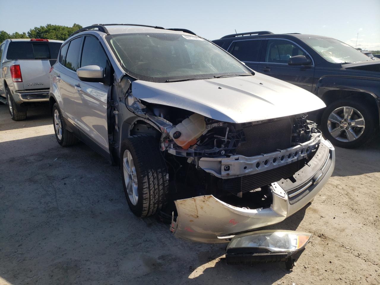 FORD ESCAPE SE 2013 z numerem VIN 1FMCU0G99DUB36725 - Zdjęcie z aukcji