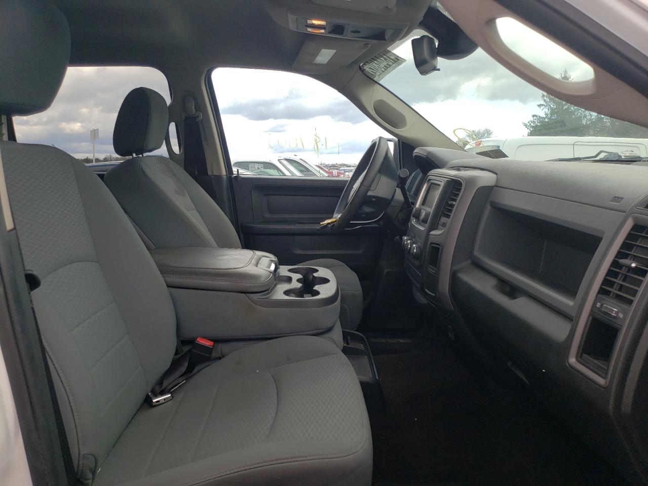 Photo 5 from auction – 2013 RAM 1500 ST with VIN 1C6RR7KT1DS624792
