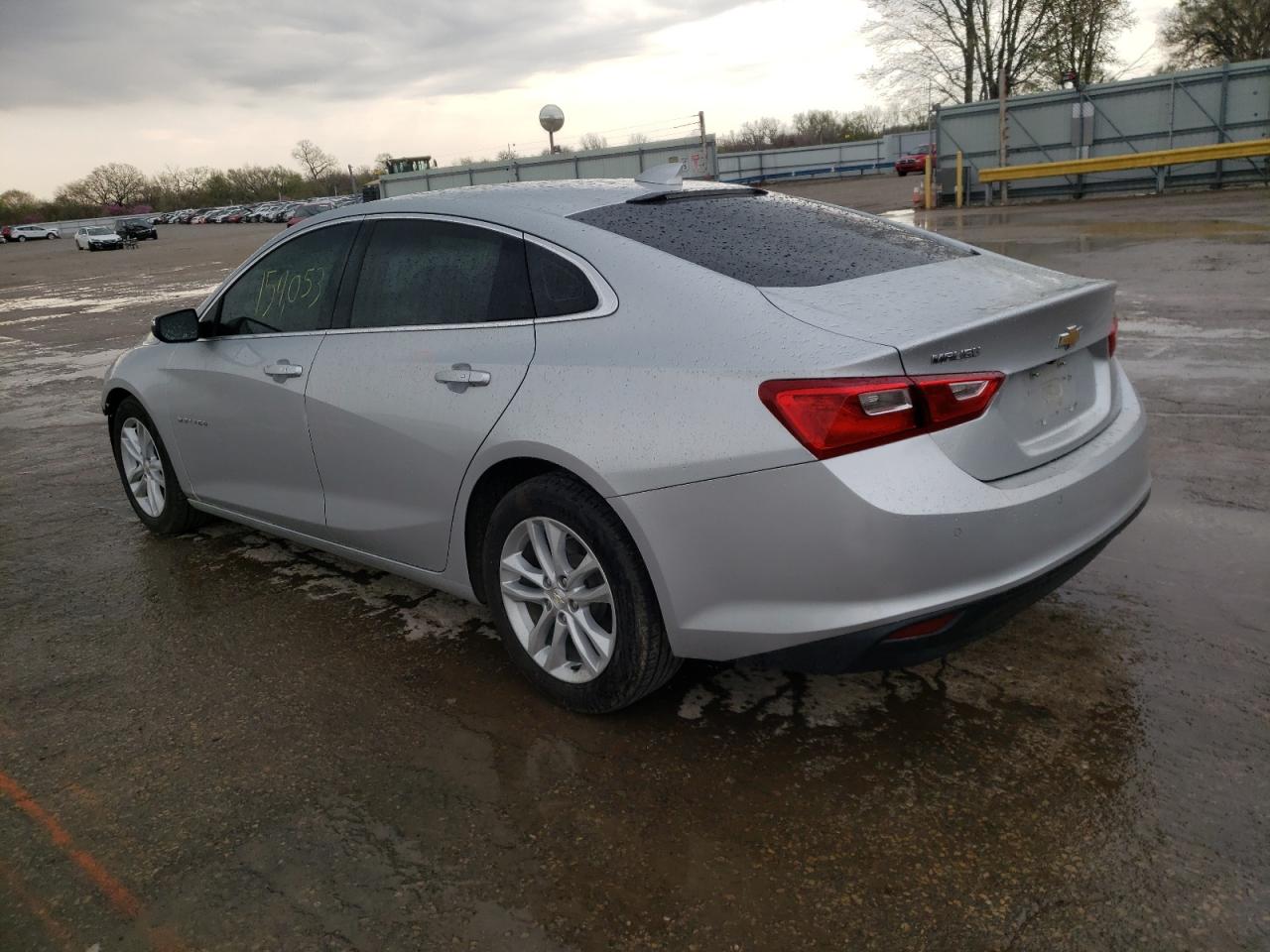 Photo 3 from auction – 2016 CHEVROLET MALIBU LT with VIN 1G1ZE5ST2GF328615
